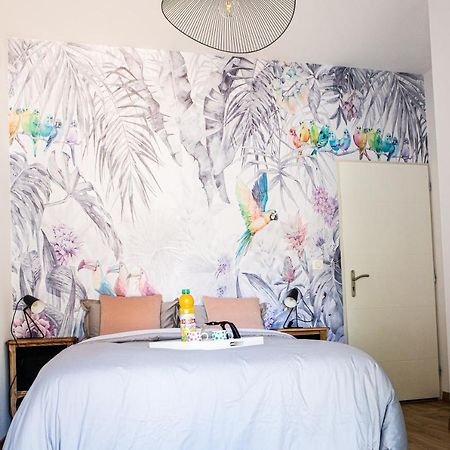 Chambre Tropicale Privee Au Coeur D'Un Village Calme Et Proche Du Vignoble Vinzelles Ngoại thất bức ảnh